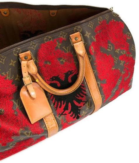 The history of the Louis Vuitton bag with the Albanian 